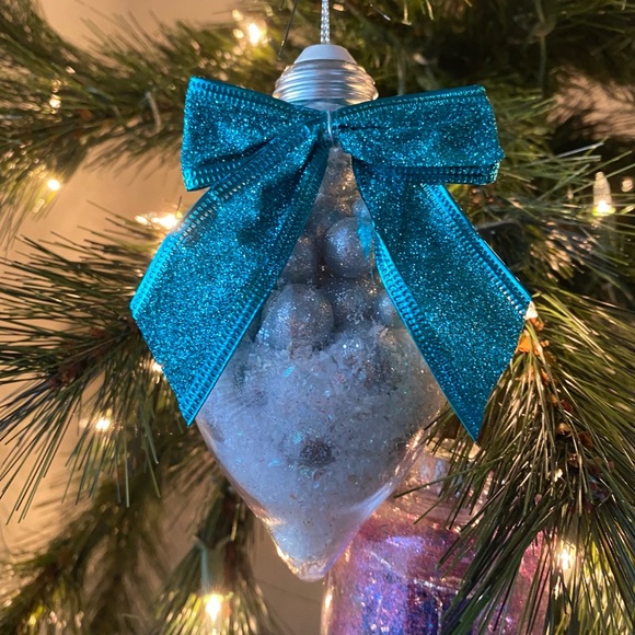 Christmas ornaments - Picture 3 of 9